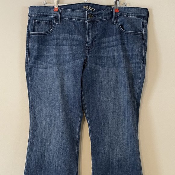 "The Diva" 14 Reg Old Navy Gold-Design-Pockets Bootcut Bottom Denim Blue Jeans - Picture 1 of 16